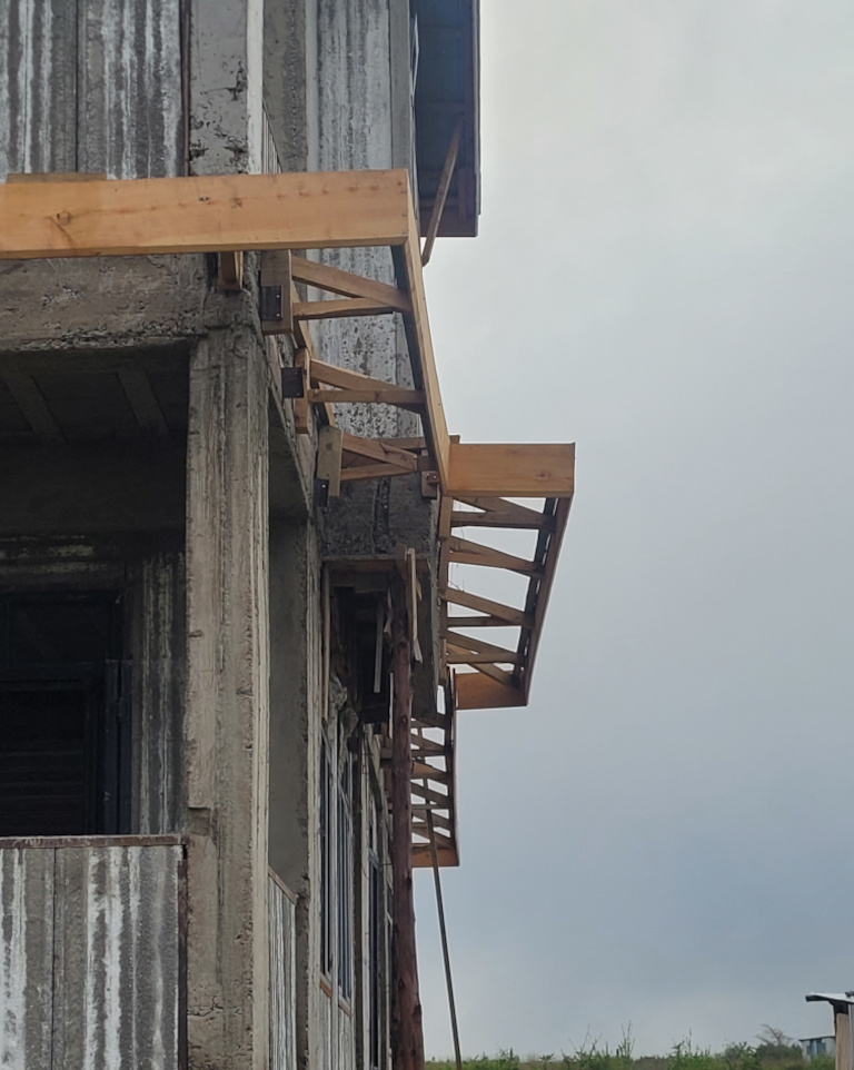 batirconstructions ltd   botched carpenter under roof structure